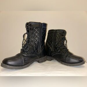 Ardene boots- combat